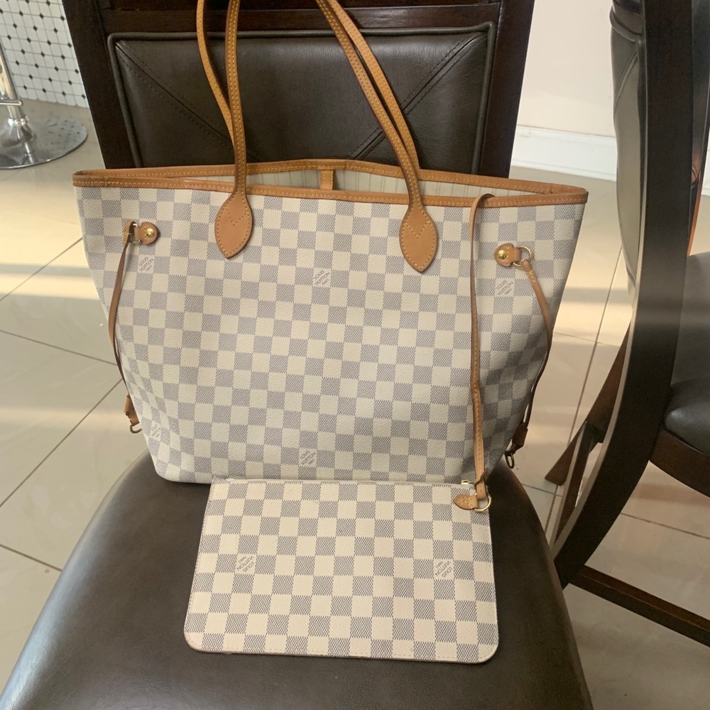 SOLD❤️LV Damier Azur Neverfull MM W/Matching pouch